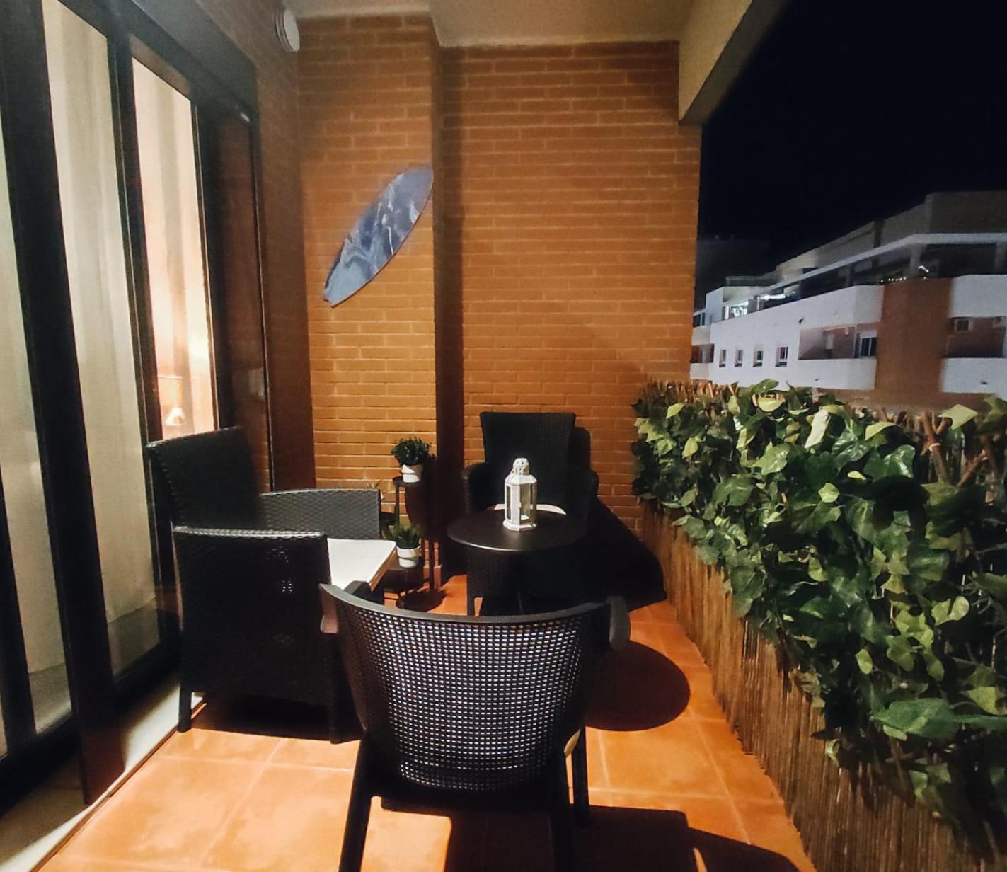 Comfortable Apartment With Airco - Isaola Oliva Exterior foto
